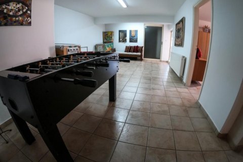 5 bedrooms Villa in Limassol,  No. 38886 6