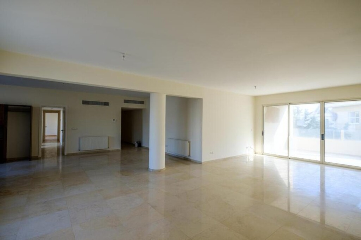 3 bedrooms Apartment in Limassol, Cyprus No. 38888