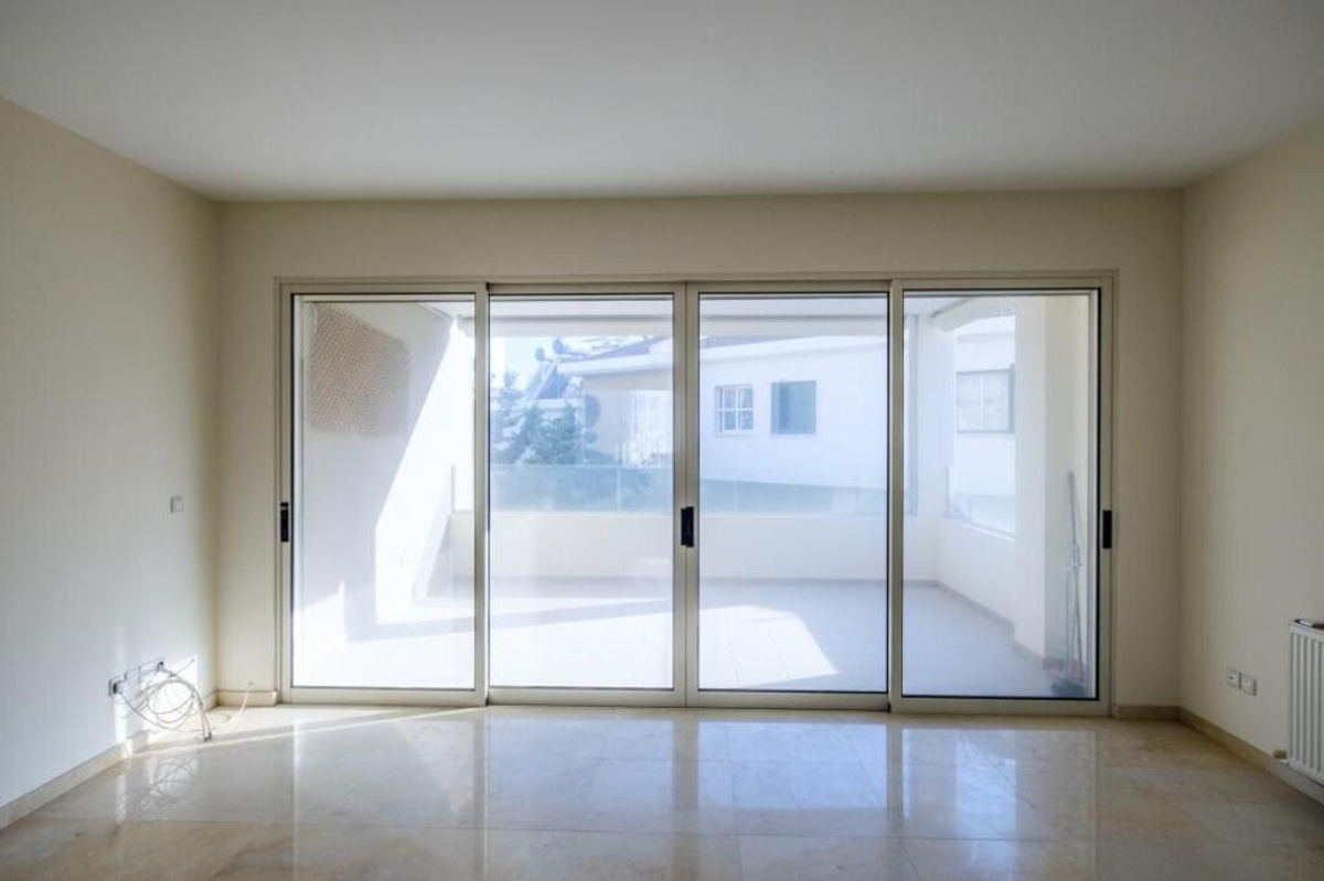 3 bedrooms Apartment in Limassol, Cyprus No. 38888