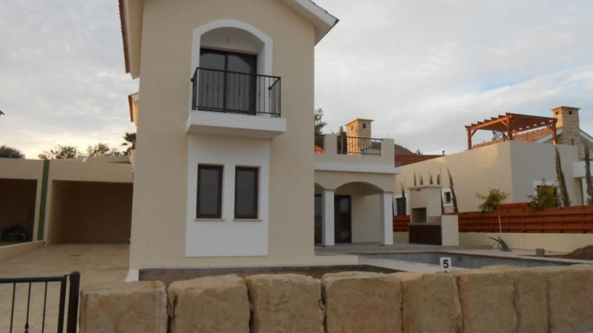 3 chambres Villa à Monagroulli, Limassol, Chypre No. 25565