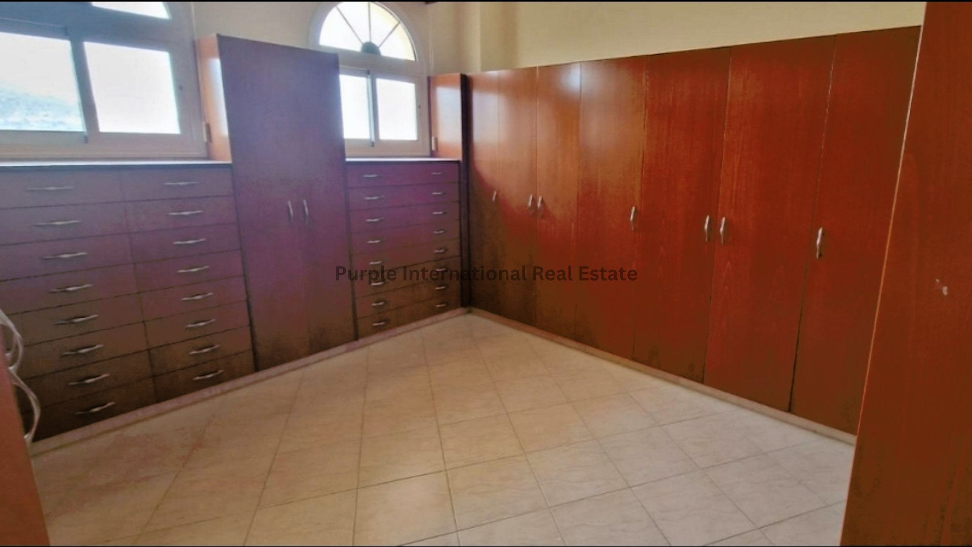 6 bedrooms Villa in Asgata, Limassol, Cyprus No. 19610