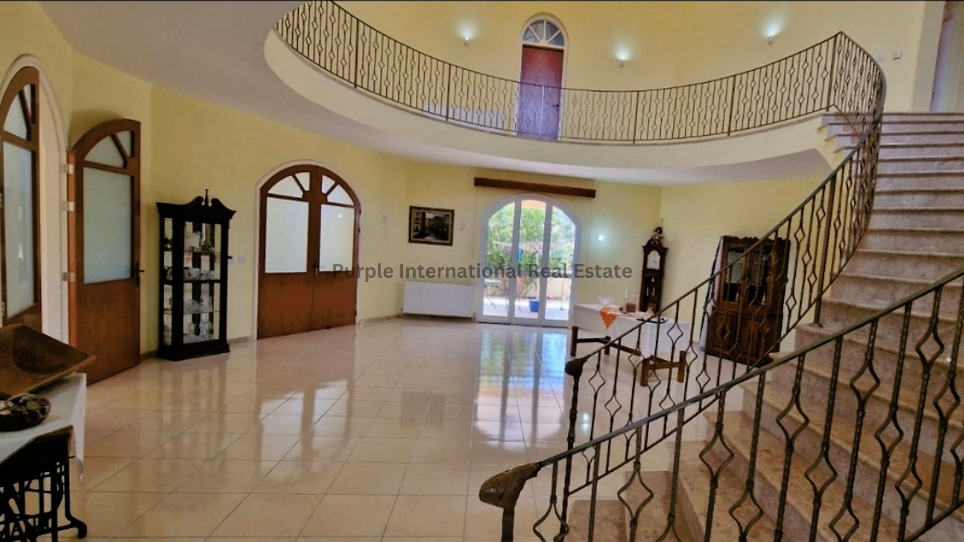 6 bedrooms Villa in Asgata, Limassol, Cyprus No. 19610