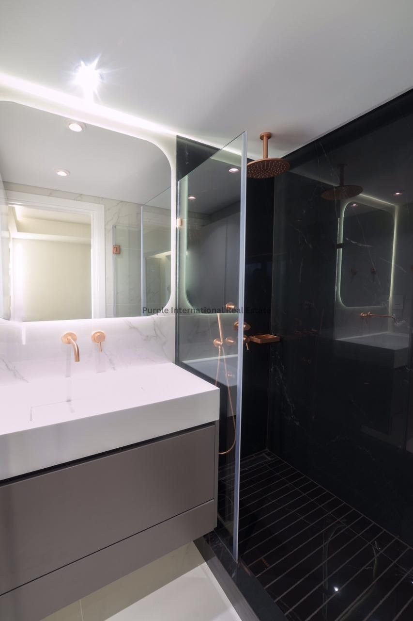 3 bedrooms Apartment in Limassol, Cyprus No. 7484