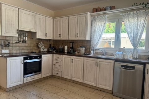 4 bedrooms Villa in Pyrgos, Limassol,  No. 39067 3