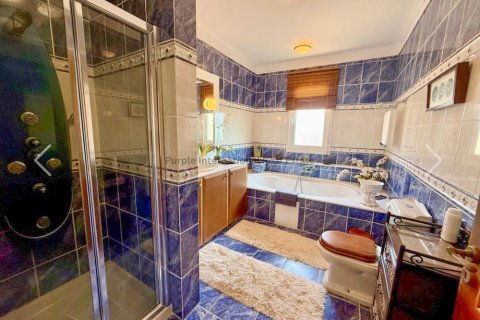 5 bedrooms Villa in Ayia Napa, Ammochostos,  No. 39072 11