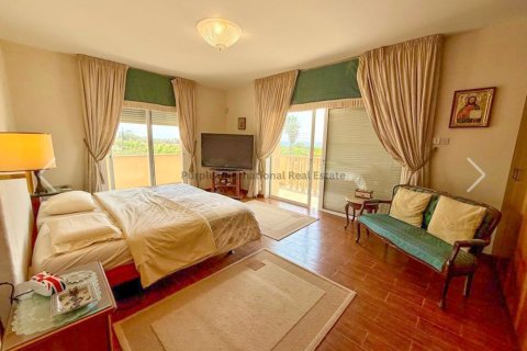 5 bedrooms Villa in Ayia Napa, Ammochostos,  No. 39072 15