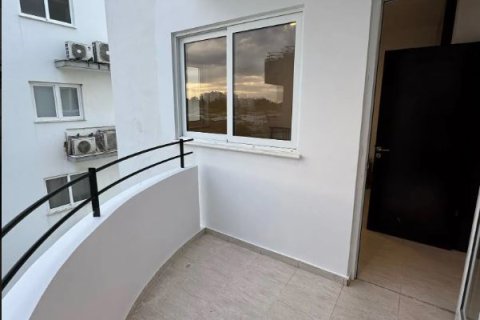 2 bedrooms Apartment in Larnaca, Larnaka,  No. 50640 10