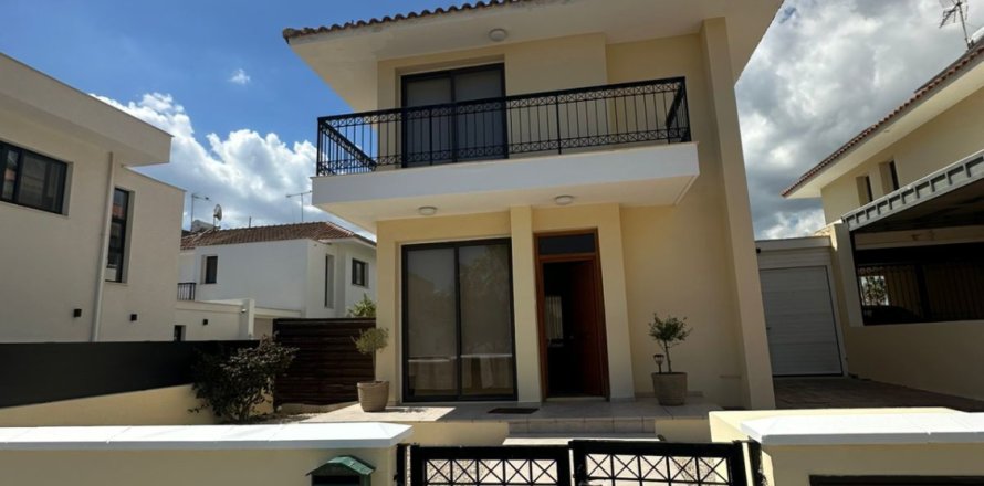 3 bedrooms Townhouse in Pyla, Larnaka,  No. 50642