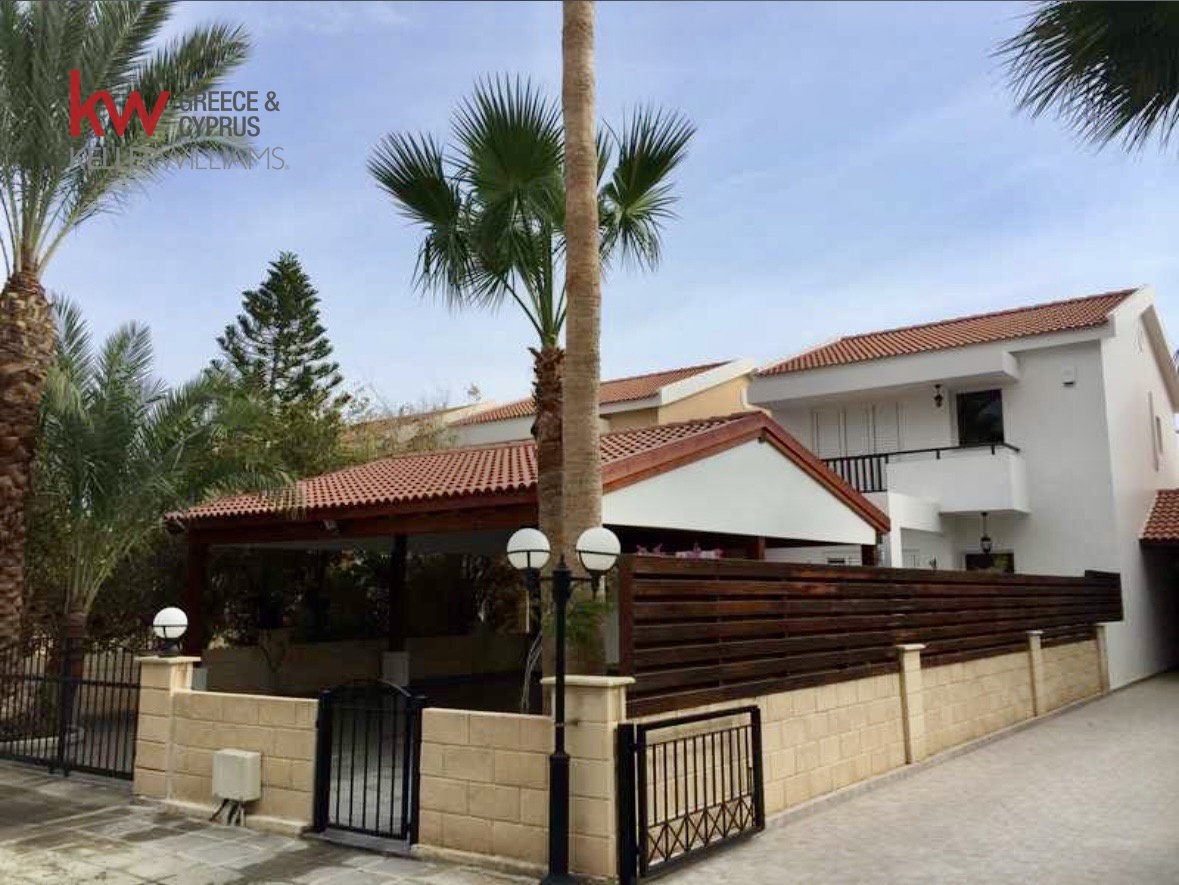 4 bedrooms Villa in Meneou, Larnaka, Cyprus No. 50644
