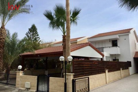 4 bedrooms Villa in Meneou, Larnaka,  No. 50644 14