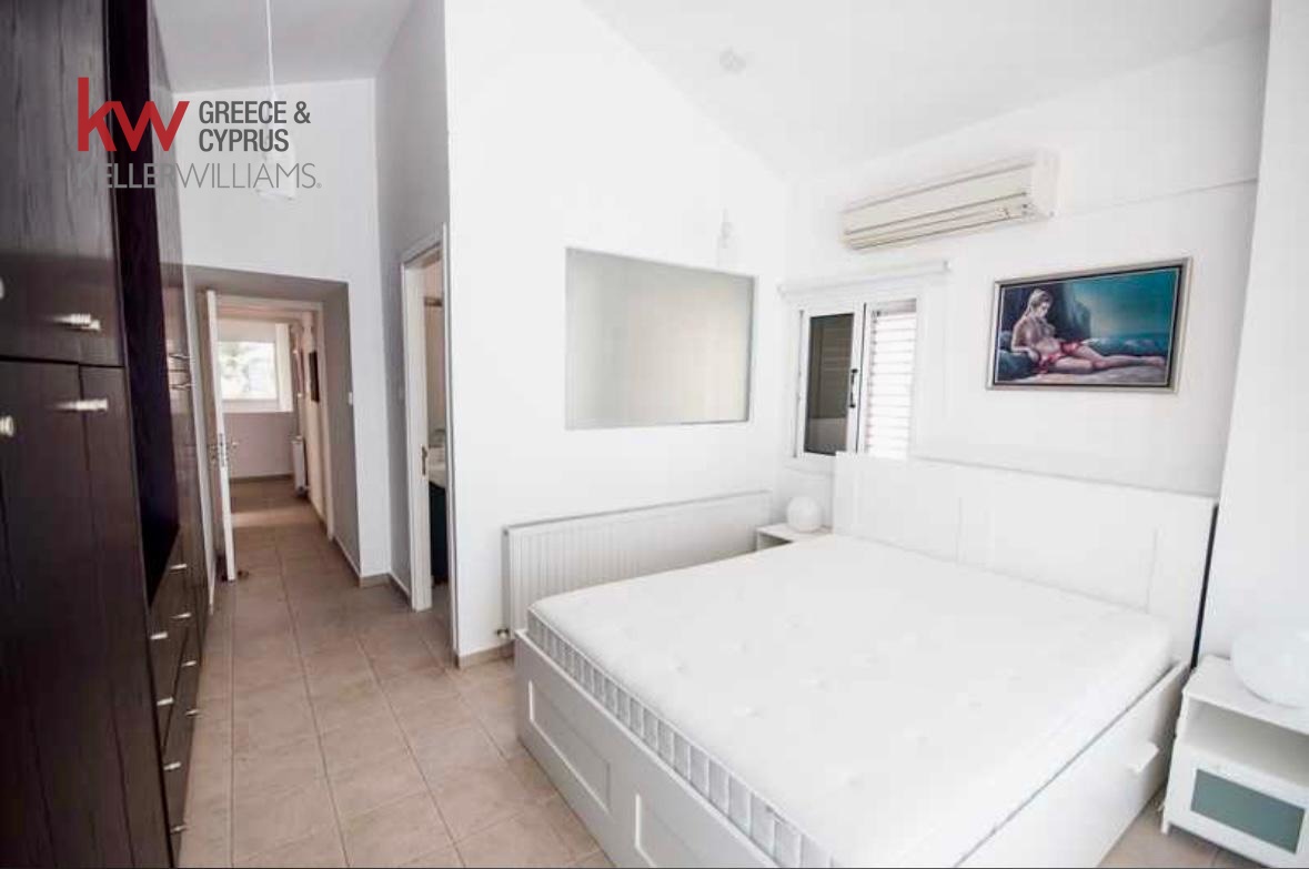 4 bedrooms Villa in Meneou, Larnaka, Cyprus No. 50644
