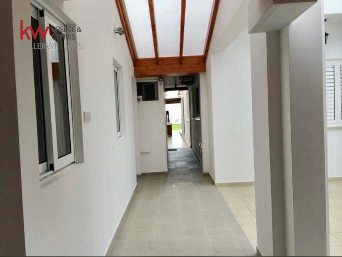 4 bedrooms Villa in Meneou, Larnaka, Cyprus No. 50644