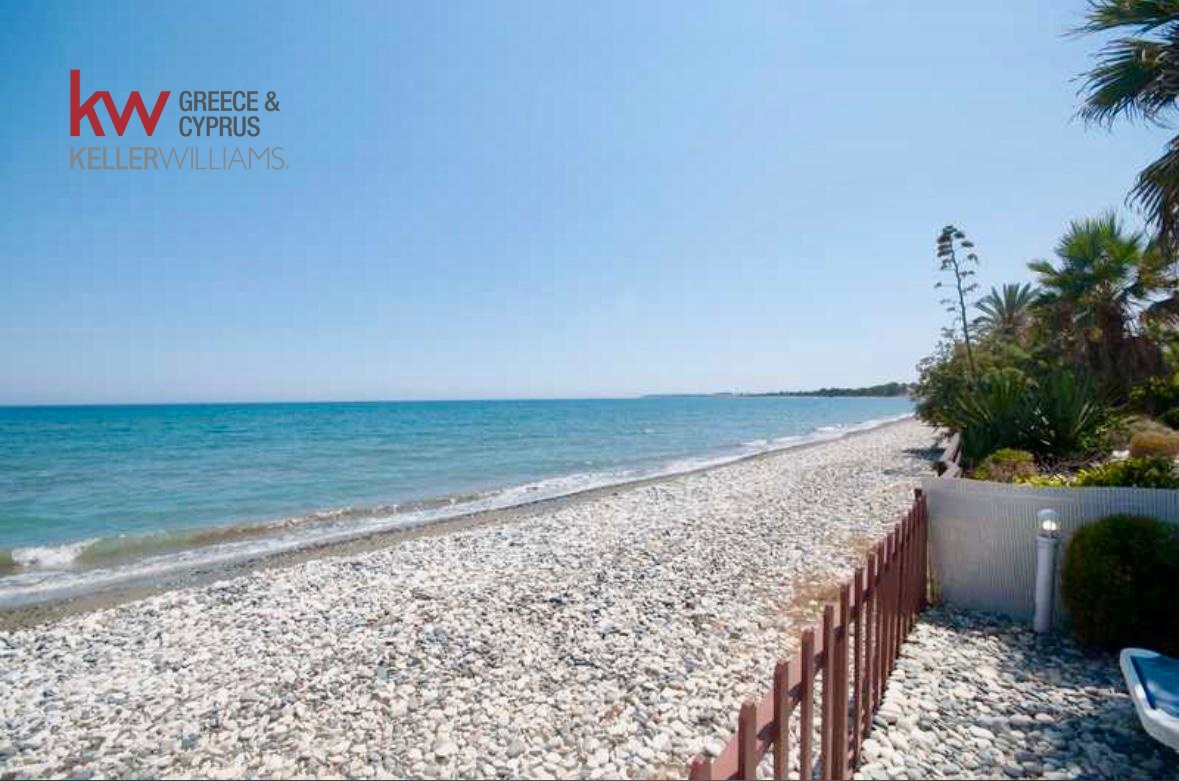 4 bedrooms Villa in Meneou, Larnaka, Cyprus No. 50644