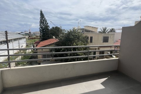 3 bedrooms Apartment in Larnaca, Larnaka,  No. 50645