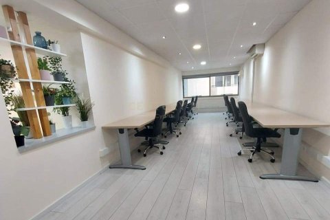 110m2 Oficina en Limassol,  No. 55352