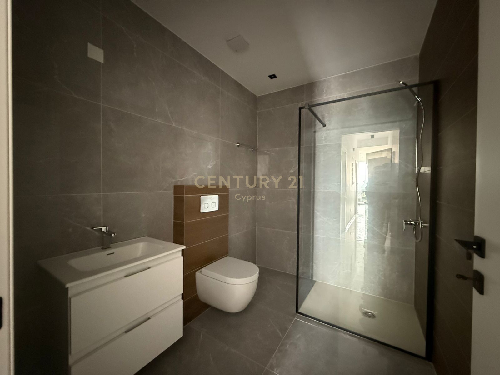 2 bedrooms Apartment in Limassol, Cyprus No. 55354
