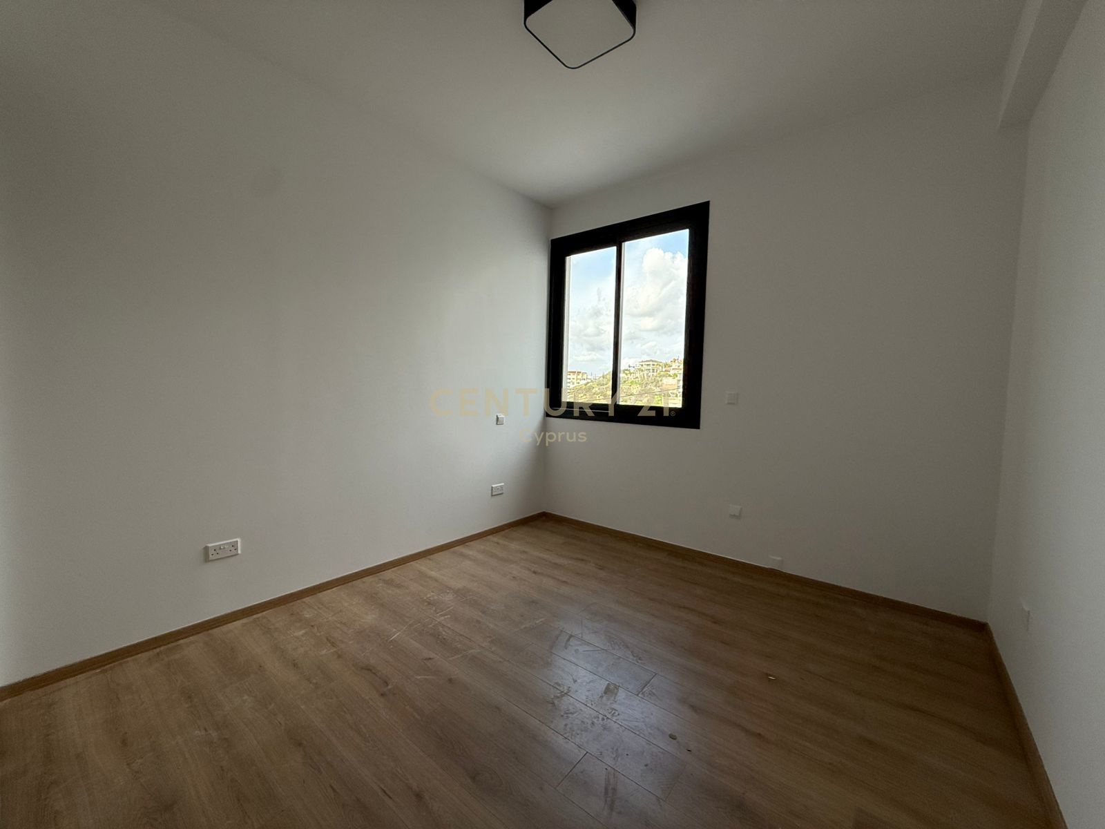 2 bedrooms Apartment in Limassol, Cyprus No. 55354