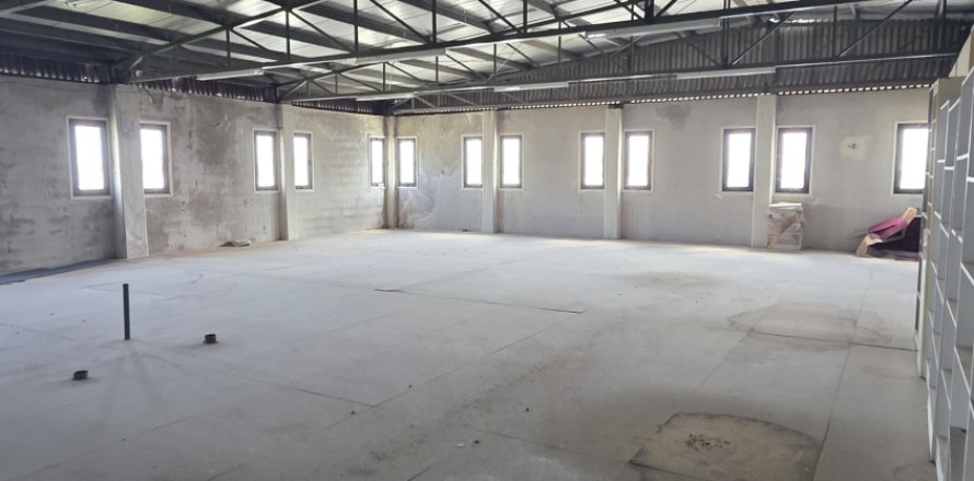 1500m2 Usine à Strovolos, Nicosia,  No. 52503