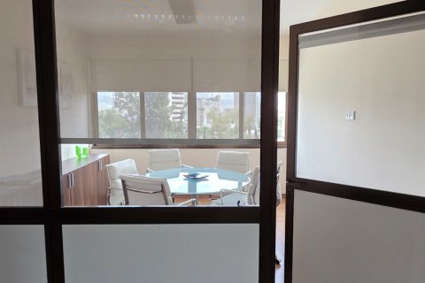 206m2 Bureau à Nicosia,  No. 52502 3