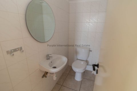 3 bedrooms Apartment in Larnaka, Cyprus No. 37671 20