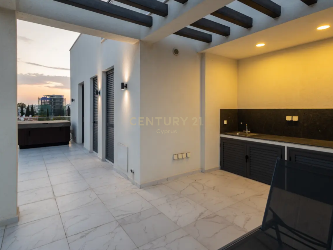 3 dormitorios Villa en Germasogeia, Limassol, Chipre No. 33028
