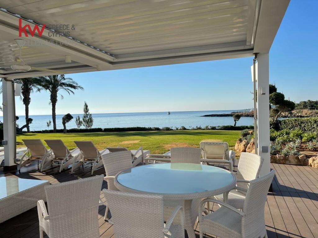 5 chambres Villa à Paralimni, Ammochostos, Chypre No. 40446