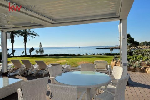 5 bedrooms Villa in Paralimni, Ammochostos,  No. 40446 14