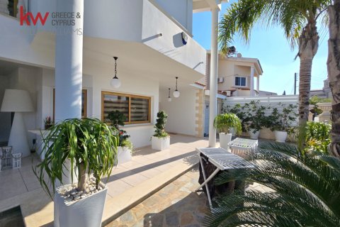 3 bedrooms Villa in Paralimni, Ammochostos, No. 40445 15