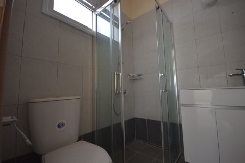 3 bedrooms Villa in Paphos,  No. 49983 10