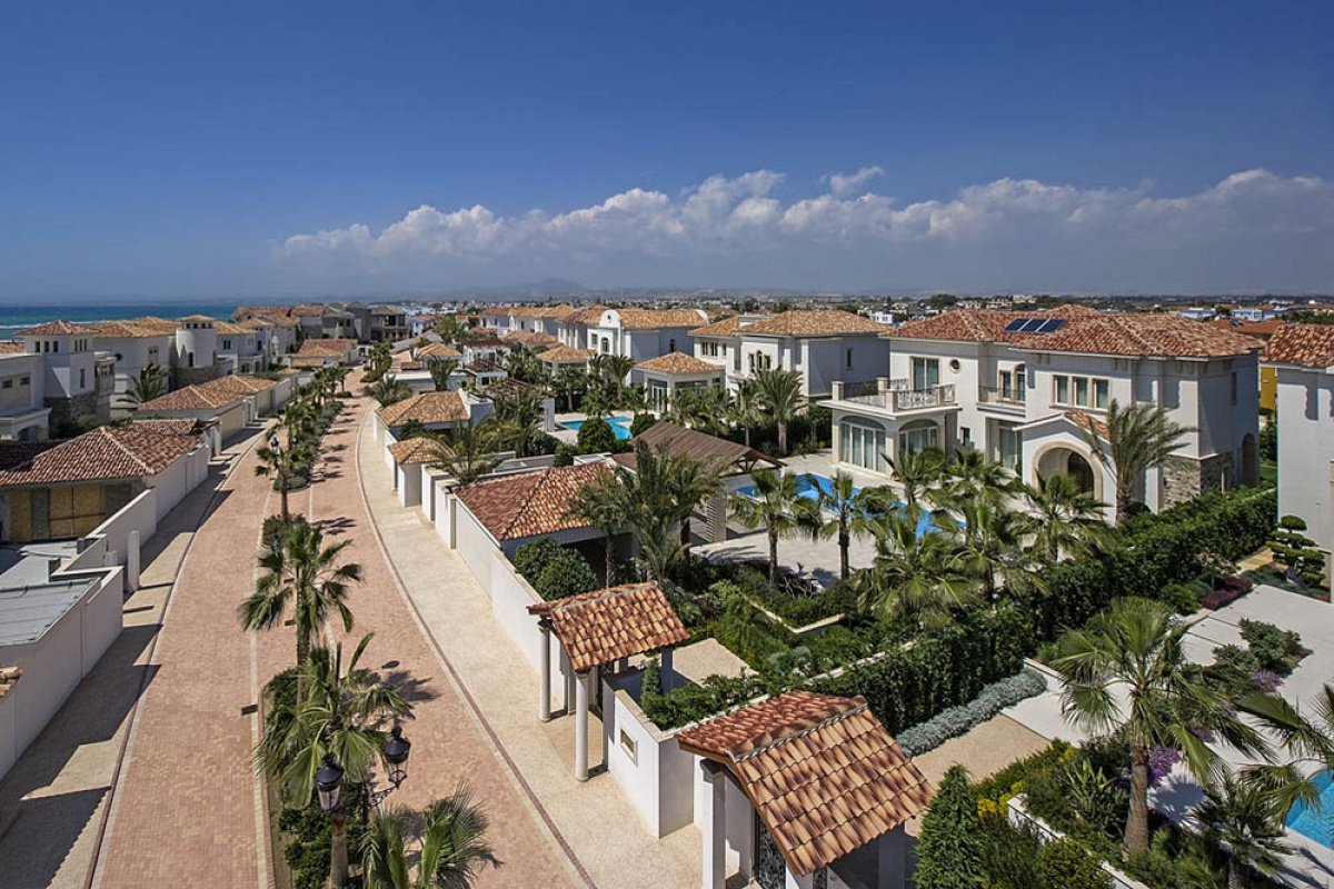 6 chambres Villa à Larnaca, Larnaka, Chypre No. 38235
