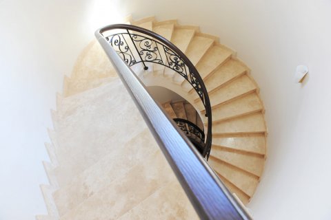 Вилла с 6 спальнями в Ларнака,  № 38235 7