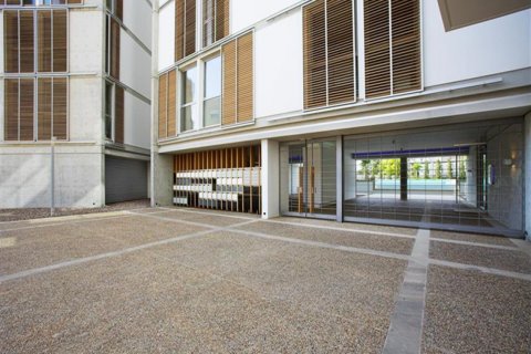 Studio Apartment in Nicosia,  No. 38229 9