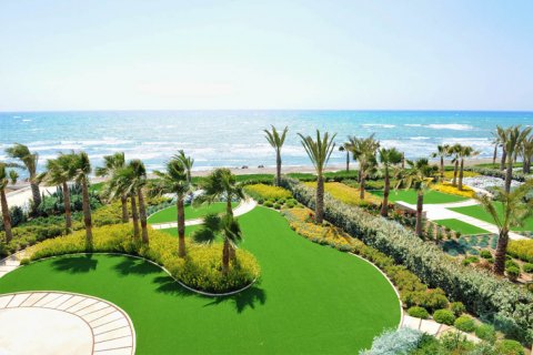 5 bedrooms Villa in Larnaca, Larnaka, No. 38233 9