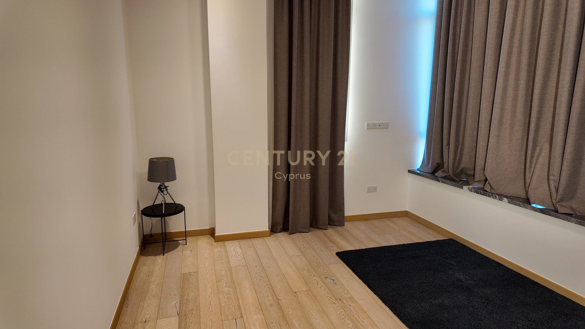 3 bedrooms Apartment in Agios Tychonas, Limassol, Cyprus No. 55973