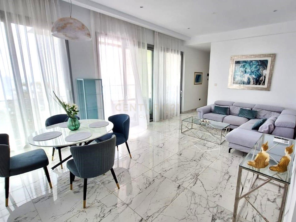 2 dormitorios Apartamento en Agios Tychonas, Limassol, Chipre No. 33020