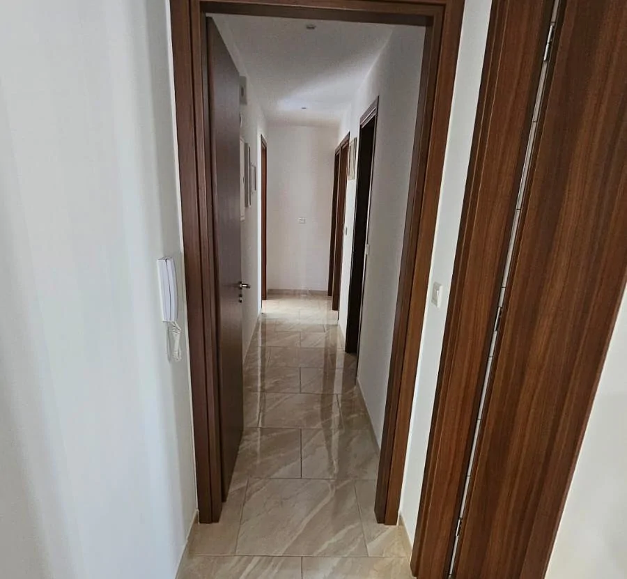 Квартира с 3 спальнями в Лимассол, Лимасол, Кипр № 33016