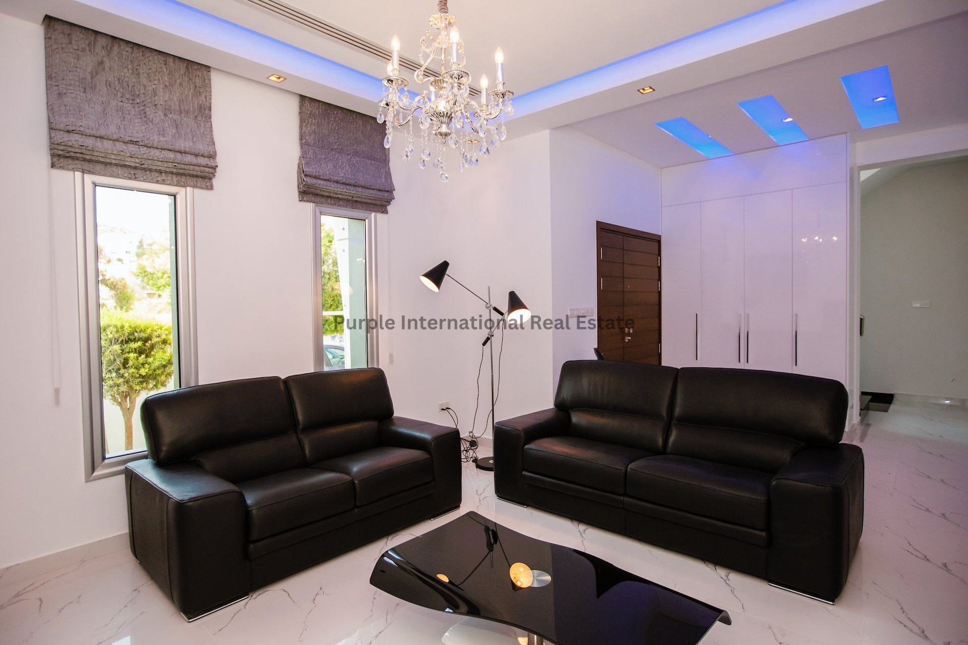 4 bedrooms Villa in Agios Tychonas, Limassol, Cyprus No. 8082