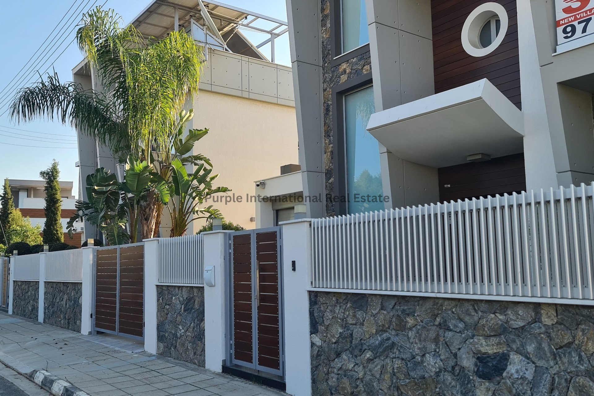 4 bedrooms Villa in Agios Tychonas, Limassol, Cyprus No. 8082