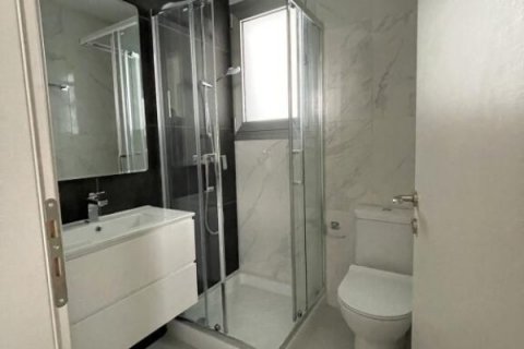 3 dormitorios Apartamento en Limassol,  No. 38691 9