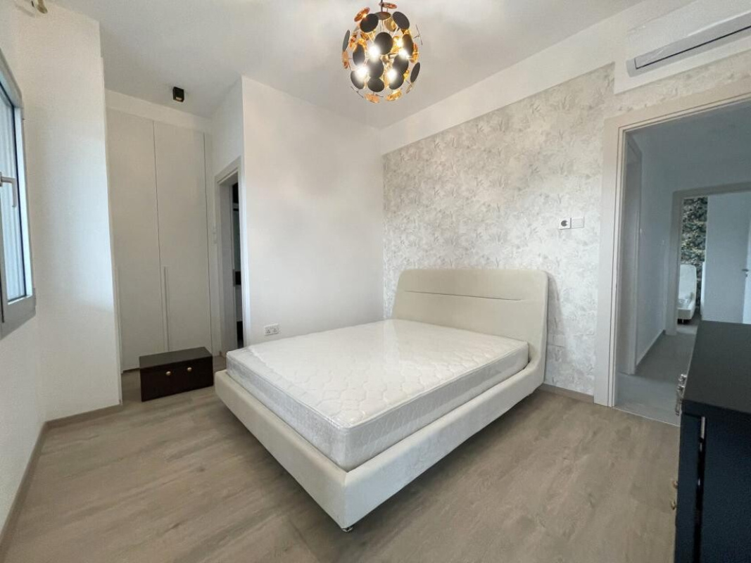 Квартира с 3 спальнями в Лимассол, Лимасол, Кипр № 38691