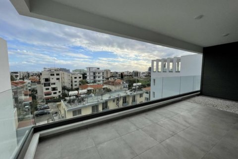 3 bedrooms Apartment in Limassol,  No. 38692 5