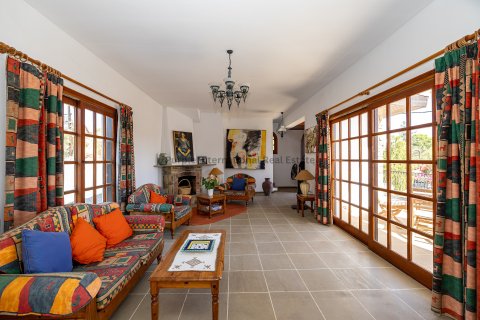 3 bedrooms Villa in Psematismenos, Larnaka,  No. 39088 3