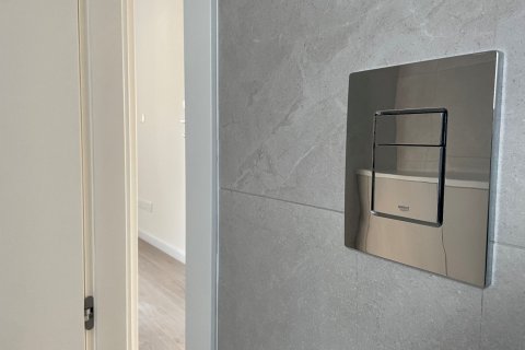 4 bedrooms Apartment in Nicosia, No. 49120 20