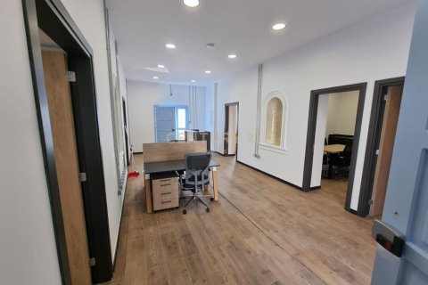 Офис 140м2 в Лимассол, Лимасол,  № 53387 4