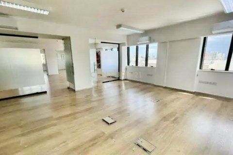 Офис 250м2 в Лимассол, Лимасол,  № 53386 7