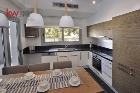 3 bedrooms Villa in Pervolia, Larnaka,  No. 39521 11