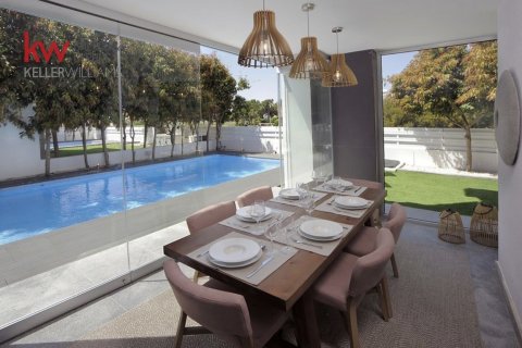 3 bedrooms Villa in Pervolia, Larnaka,  No. 39521 2