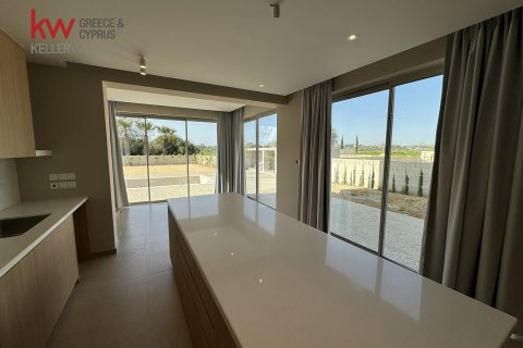 3 bedrooms Townhouse in Mazotos, Larnaka,  No. 50217 9