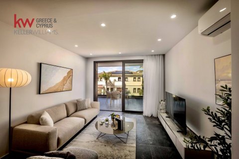 2 bedrooms Apartment in Larnaka, No. 50221 3