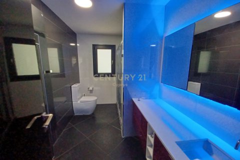 7 dormitorios Villa en Kolossi, Limassol,  No. 35555 20